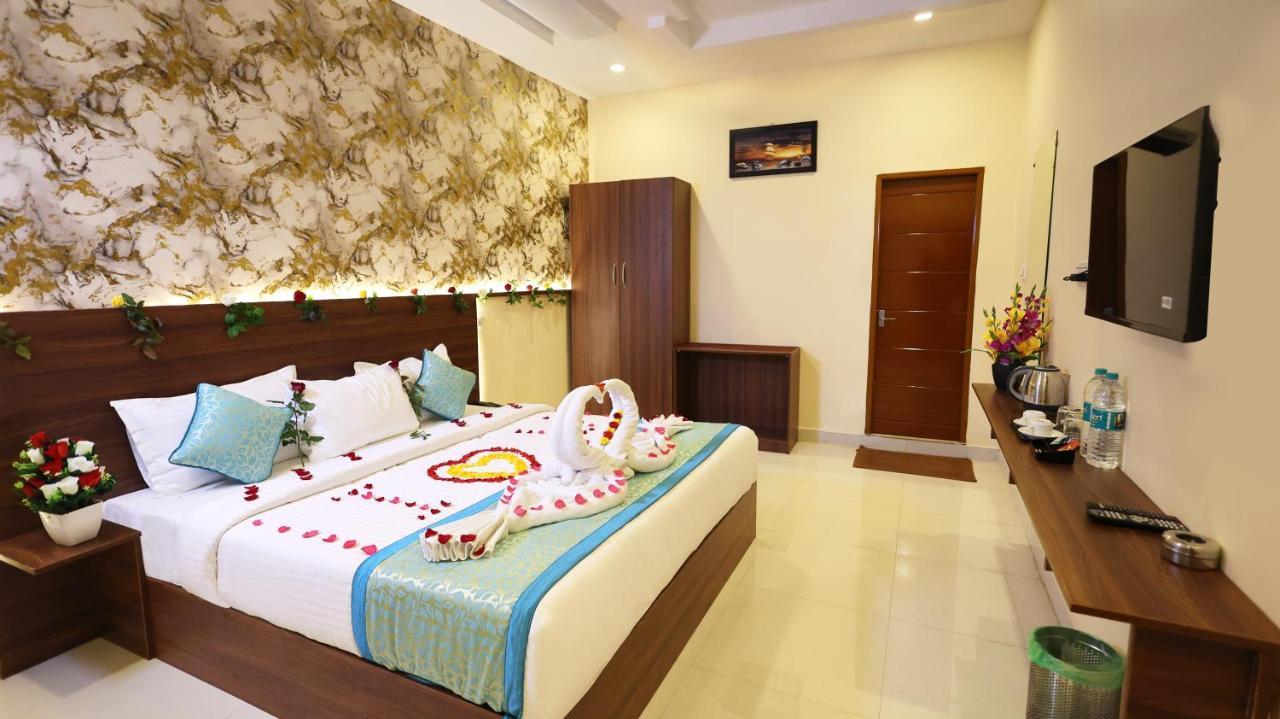 Hotel Grand Square Yercaud Extérieur photo